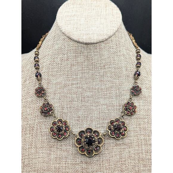 Vtg Western West Germany Or Czech Red Rhinestone Brass Tone Flower Necklace ** - Picture 6 of 11